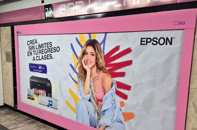 Banner Back To School en el metro de la CDMX